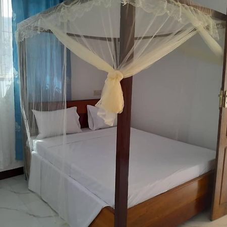Zansi Beach House Нунгви Екстериор снимка
